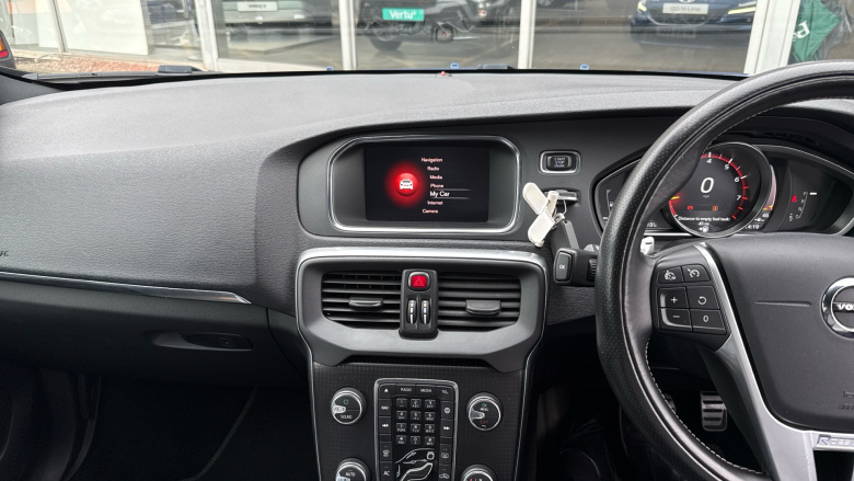 Volvo V40 T3 [152] R DESIGN Edition 5dr Geartronic Petrol Hatchback